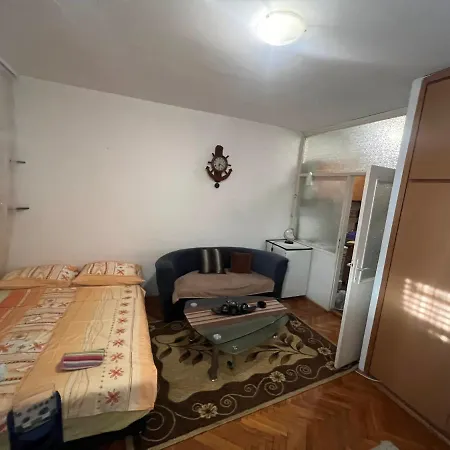 Apartment A-d Free Wi-fi Internet, Air Conditioner,free Parking Podgorica