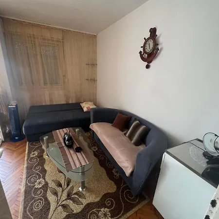 A-d Free Wi-fi Internet, Air Conditioner,free Parking Appartement Podgorica