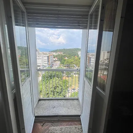 A-d Free Wi-fi Internet, Air Conditioner,free Parking