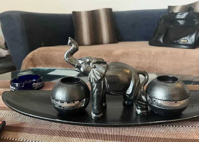 A-d Free Wi-fi Internet, Air Conditioner,free Parking Daire *